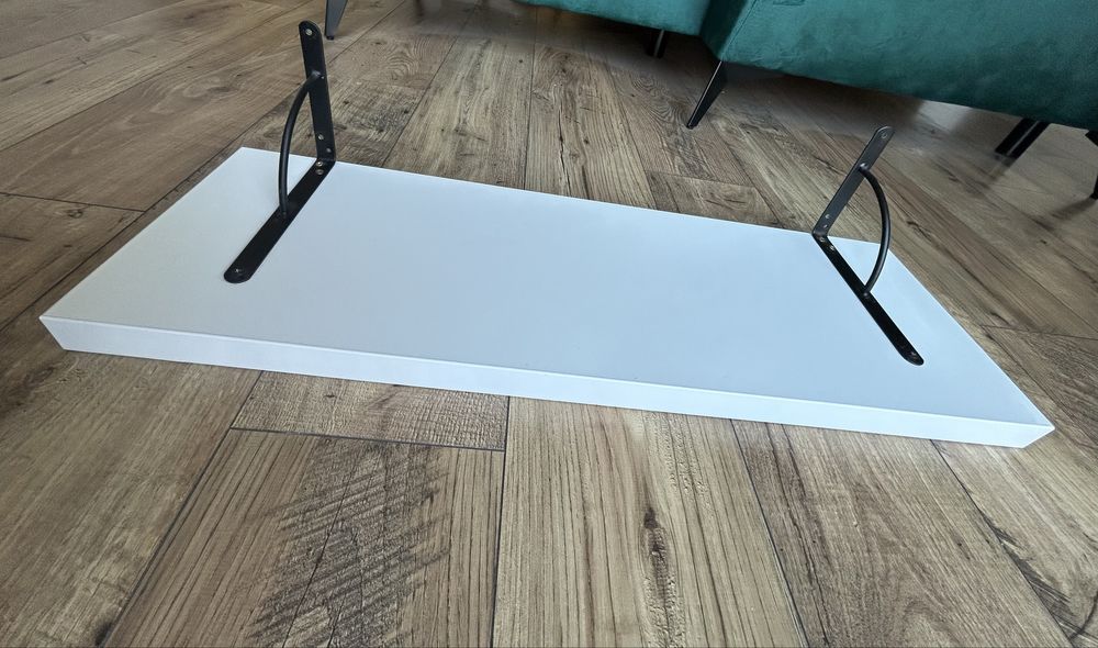 Biala wisząca półka np na książki szerokosc 81 cm - gruba porzadna