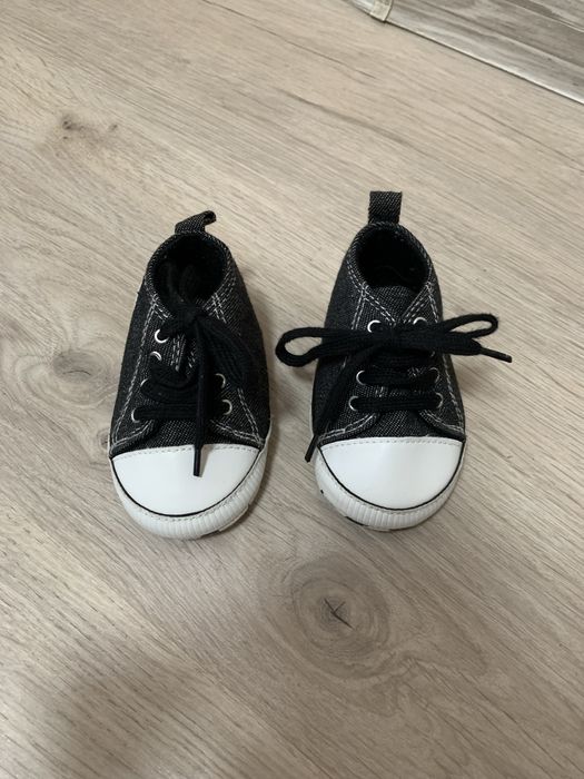 Для наймолодших на мякій підошві