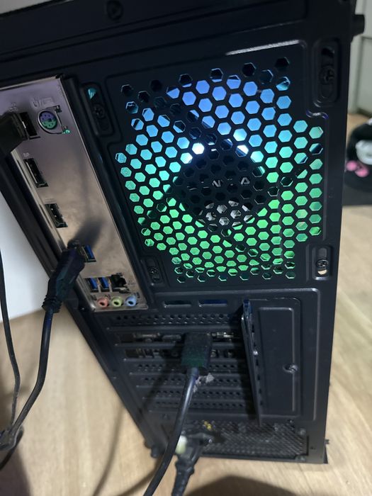 Torre Gaming Asus
