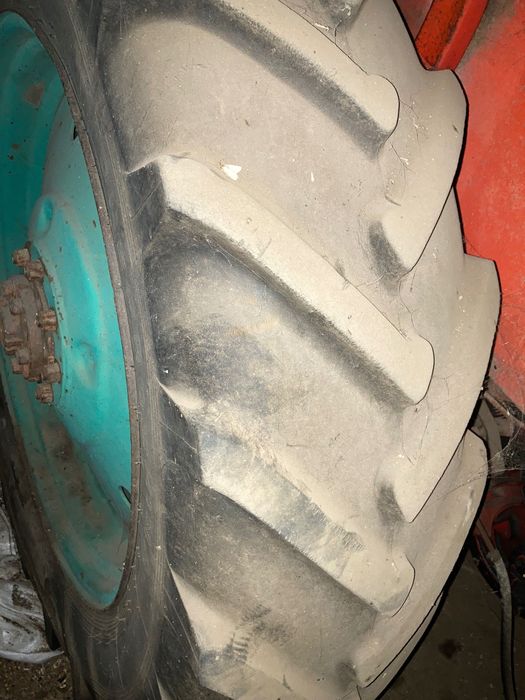 Продам трактор юмз