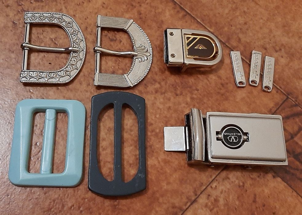 Пряжки блочки пуговицы