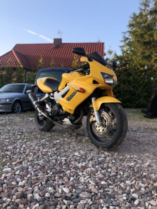 Honda Vtr 1000 doinwestowana