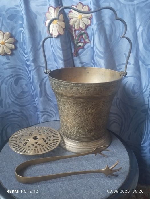 Винтажный латунный набор для бара: ведёрко для льда и щипцы "Когти"