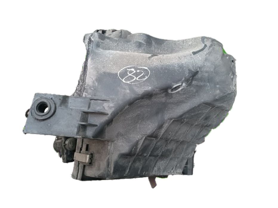 Caixa filtro ar VOLKSWAGEN Passat (3B3)