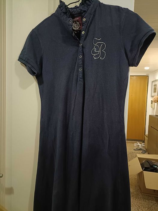 Vestidos de várias marcas