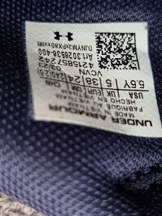 Buty Under Armour 38 24cm