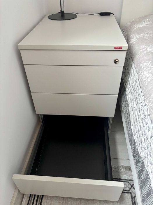 Szafka biurowa Mikomax z zamkiem | kilka sztuk