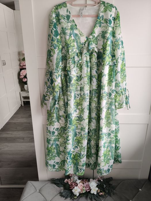 Nowa sukienka szyfonowa z motywem liści Bonprix R.40/42