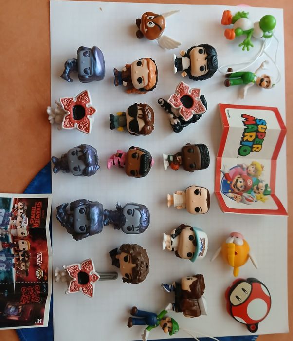 Нові іграшки кіндер джой різні серії