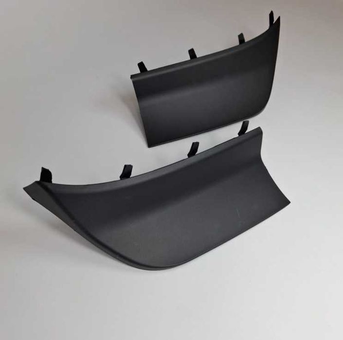 Chlapacz osłona prawa przednia pod zderzak Jeep Grand Cherokee WL