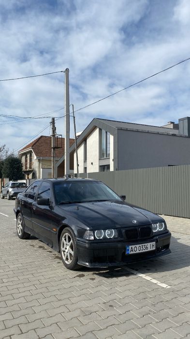 Продам bmw e36 е36 318tds 1998