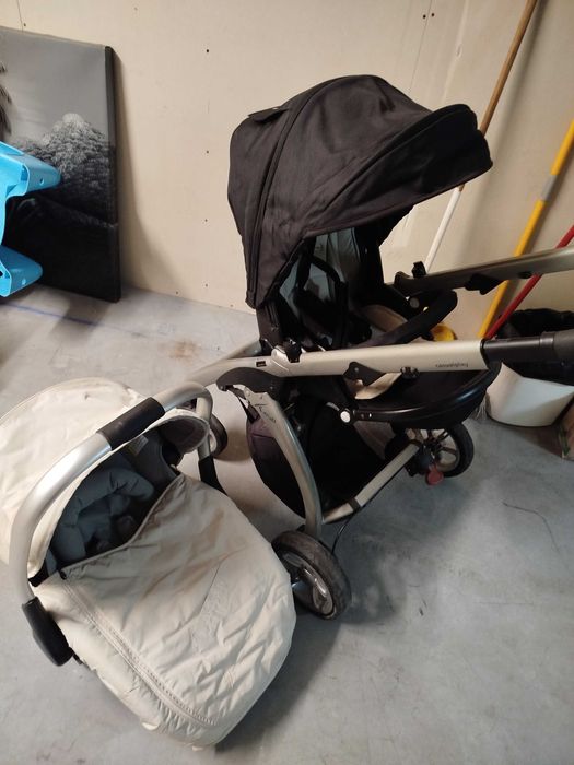 Baby Stroller474171997779415040