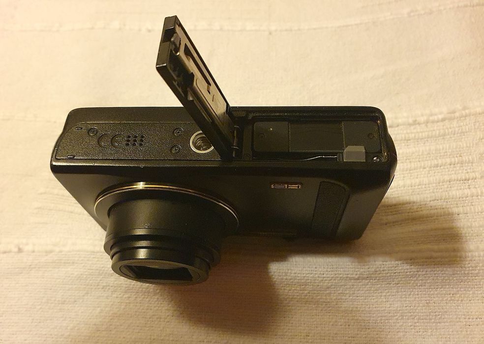 Máquina Fotográfica Casio Exilim XR200