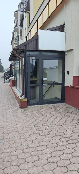 Sprzedam lokal 130m2 rewelacyjna lokalizacja.