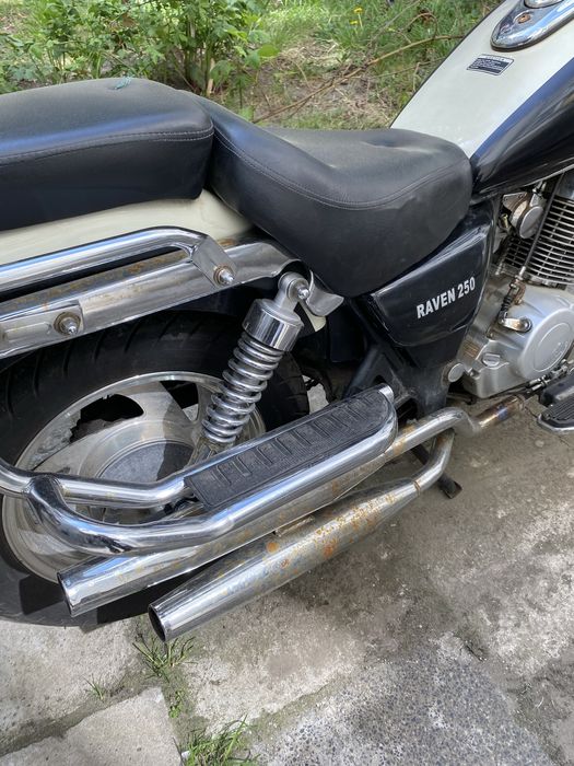 Motocycl Zipp Rawen 250