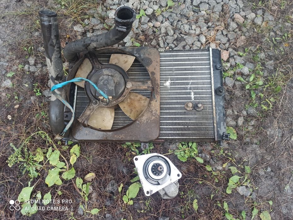 Стартер , ваз 2108-99,10радіатор все у відмінному стані