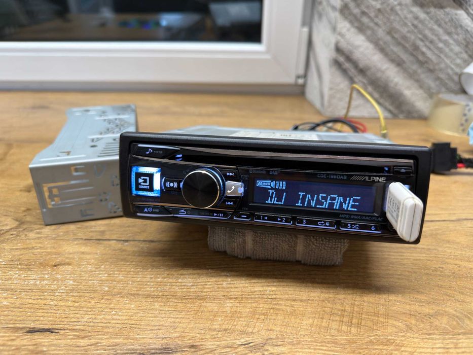 radioodtwarzacz samochodowy alpine cde-196dab