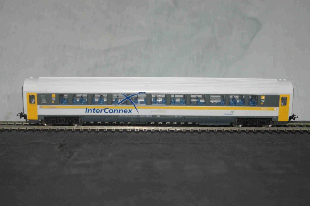 Set 3 carruagens de passageiros (CONNEX) PIKO HO