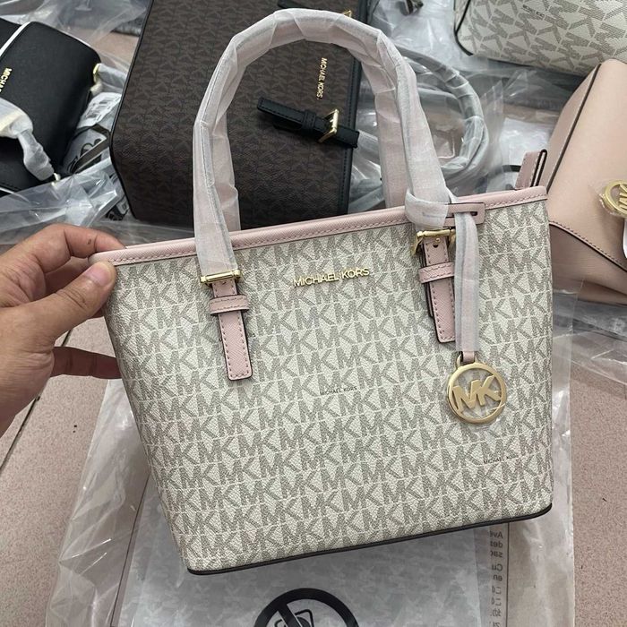 Жіноча сумка Michael Kors