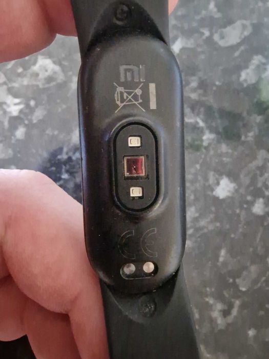 Xiaomi Mi Band 5. Uszkodzony.