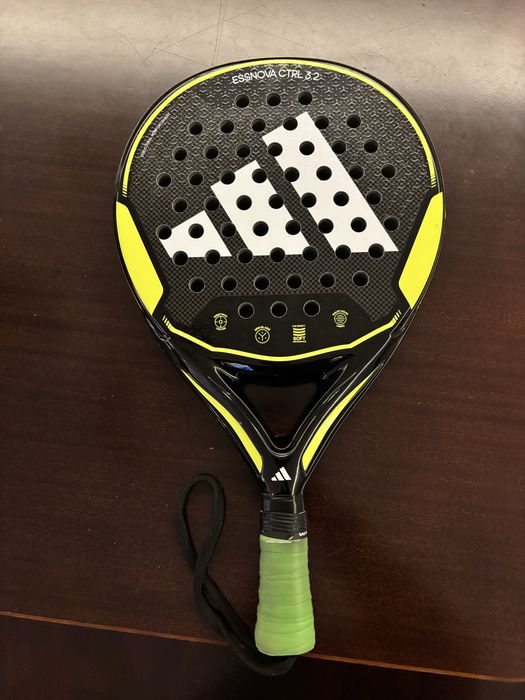 Raquete padel adidas ESSNOVA CTRL 3.2