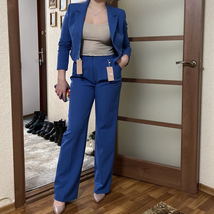 Костюм брючний, розмір М