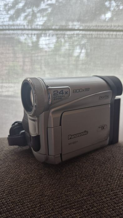 Видеокамера ,panasonic  nv gs11