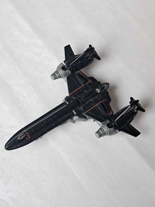 Figurka Transformers cyberverse Jetfire