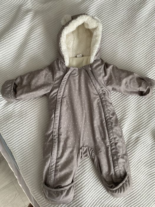 Фірмовий комбінезон для немовлят