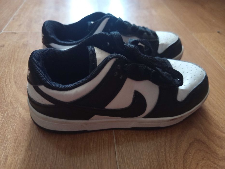 Кросівки Nike 19,5 см Ботінки 21,5 см 32-33 Кеди адідас 26 16 см Nike Ботінки 17,5