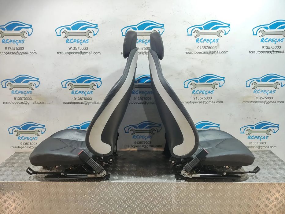 Conjunto Bancos Frente Frontais Pele Mercedes Benz SLK R171