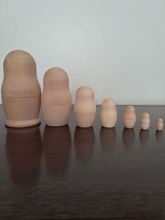 Conjunto 7 matrioscas para pintar