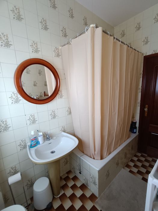 Quarto em T2 amadora