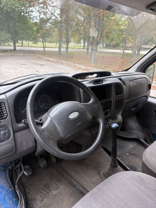 Продам Ford Tranzit 2.4 tdi