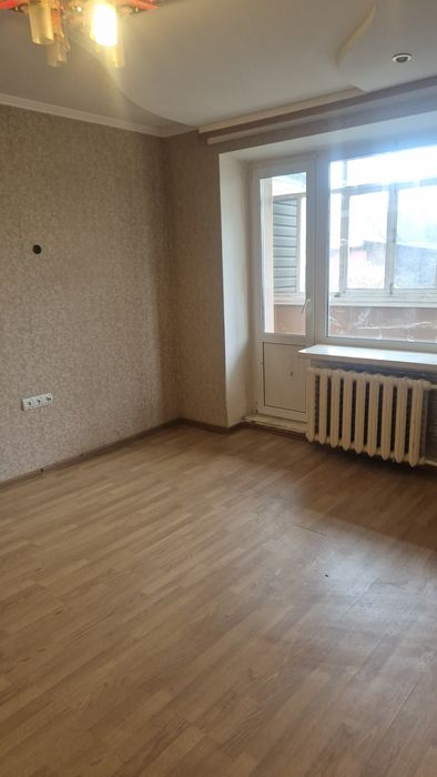 Продам 1-но кімнатну квартиру(малосімейку) ,р-н Київська