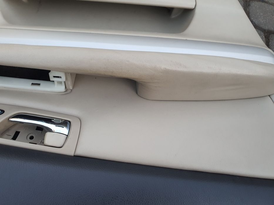LEXUS RX300 RX400h RX350 boczek drzwi lewy przedni 03-08