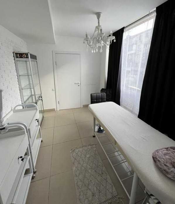 Продажа фасада в Приморском р-не с высоким трафиком на Черняховского