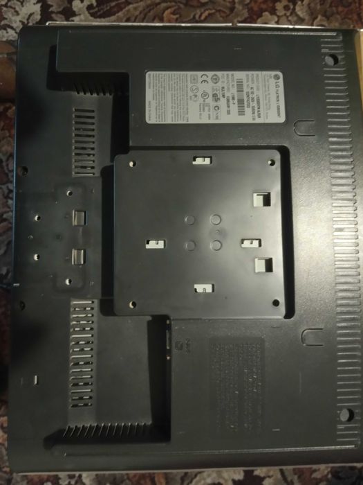 монитор LG Flatron L1530S 15" (на запчасти)