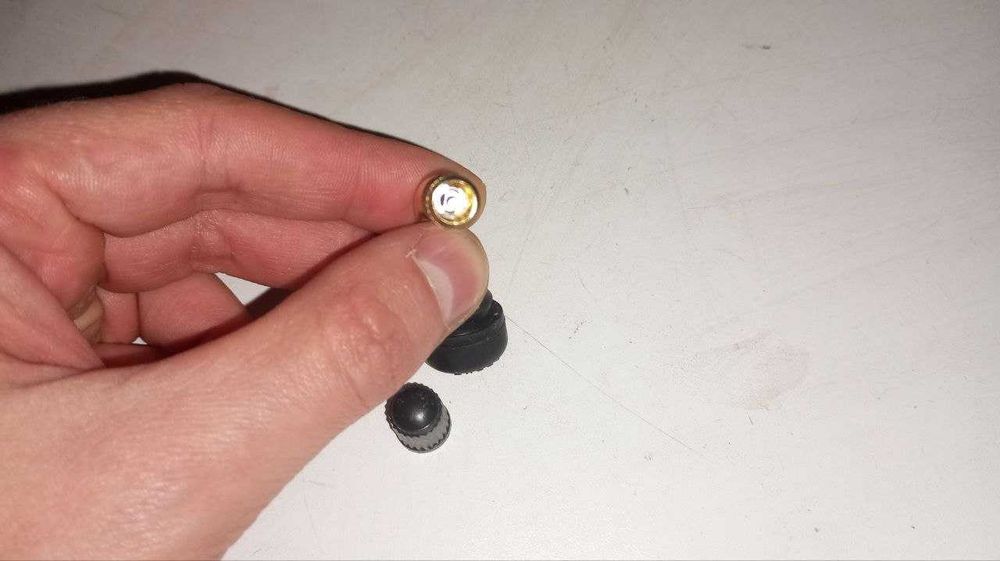 ниппель вентиль сосок для бескамерных шин бескамерка изогнутый pvr50