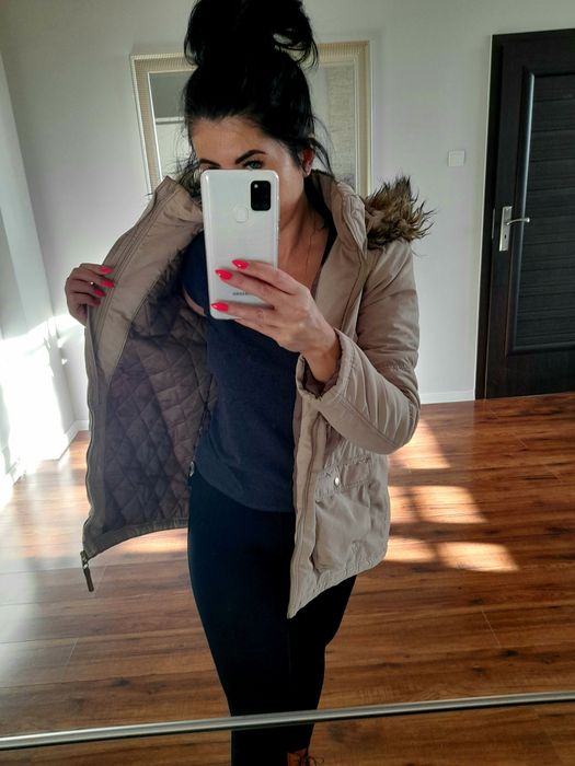 Kurtka beżowa parka xs