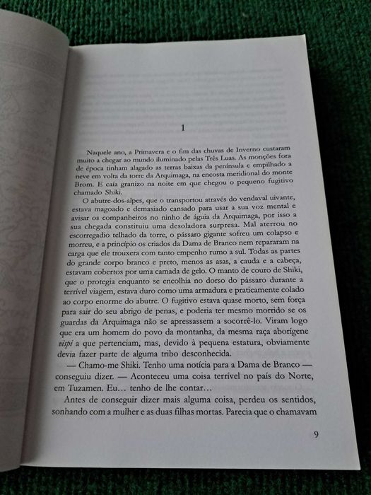 O Trílio de Sangue - Julian May