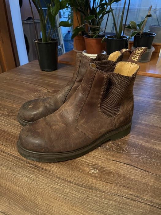 Челсі Dr. Martens