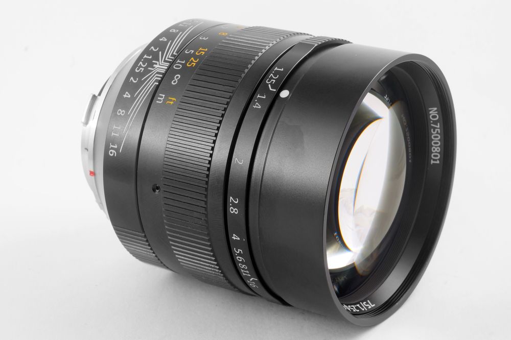 Об'єктив 7Artisans 75mm f/1.25 II MF для Leica M