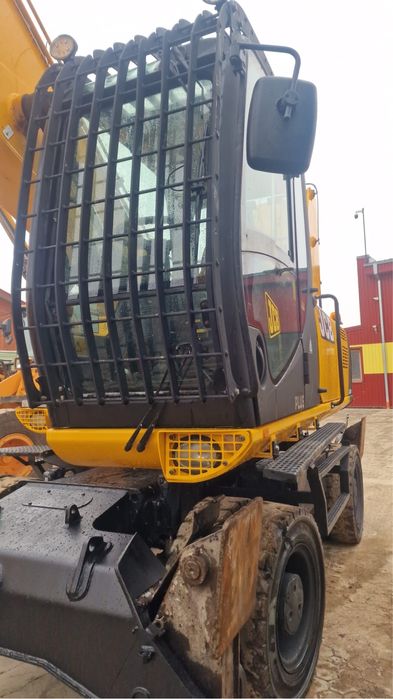Перегружатель JCB JS 20 MH ,2021