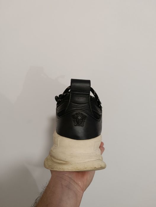 Versace Chain Reaction