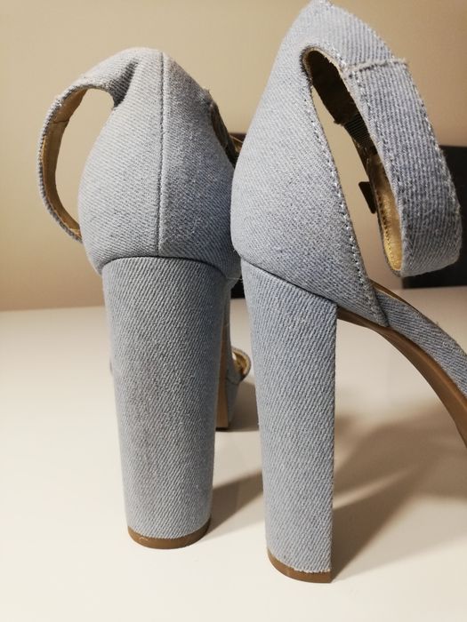 Sandały jeansowe Guess rozmiar 37