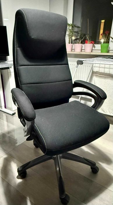 Krzesło biurowe obrotowe