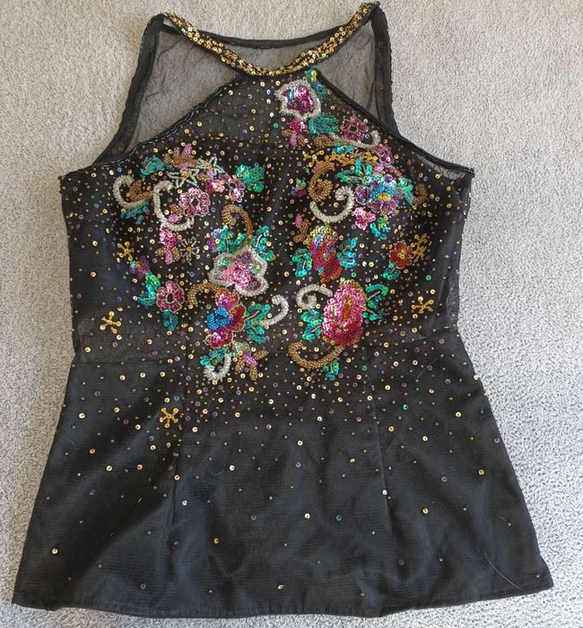 Bluzka bogato zdobiona S