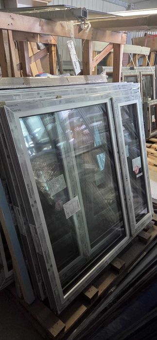 Nowe okno pcv trzyszybowe Salamander białe