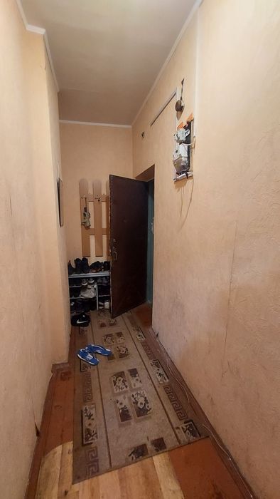 Продам 2-к квартиру в центре города возле парка Шевченко.